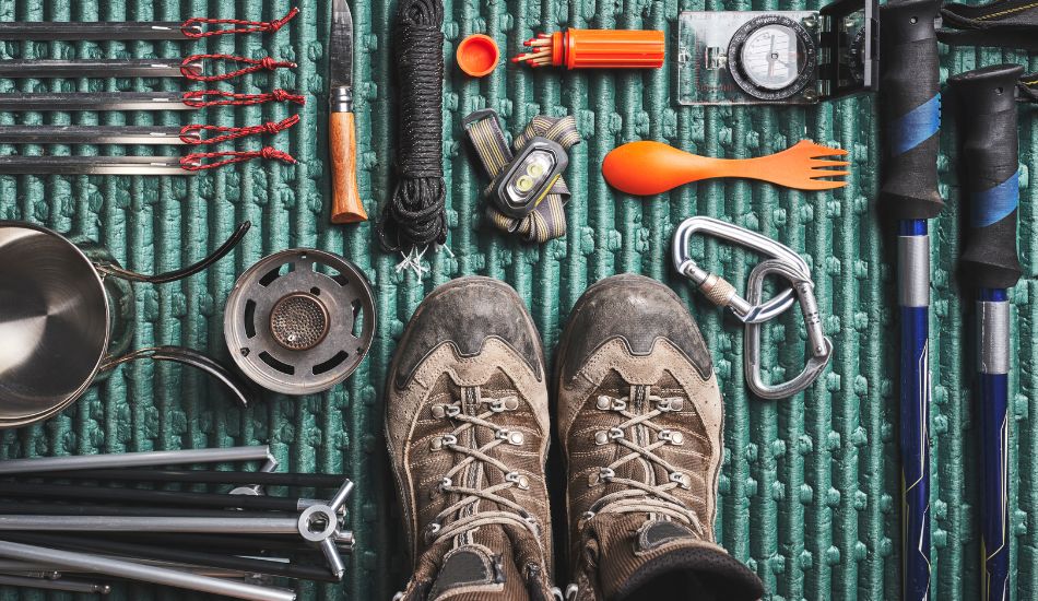 trekking-gears-in-nepal 