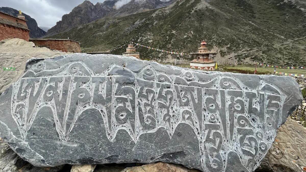 dolpo-cultural-art-in-...
