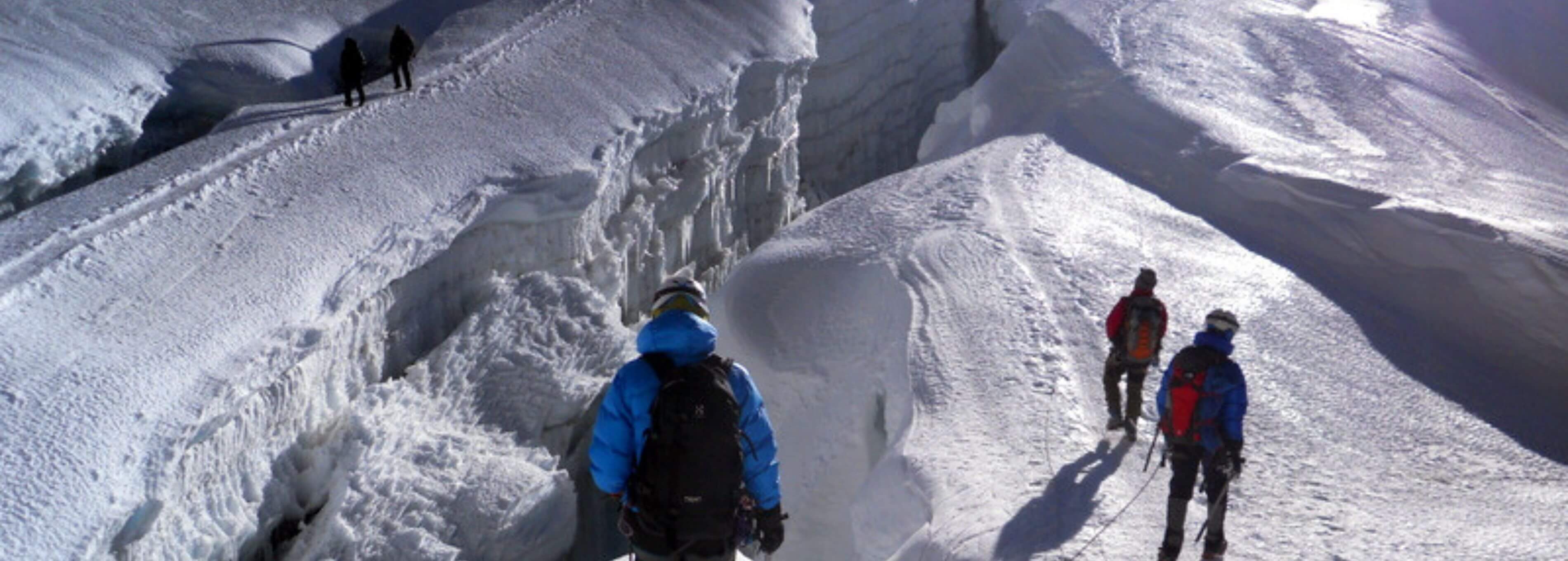 island-peak-climbing-experience 