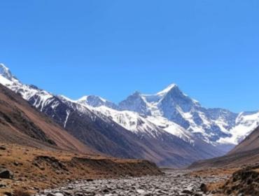 norbu-kang-peak-climbing 